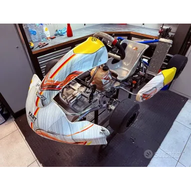 Kart completo MINI KART REPUBLIC - 60cc X30 IAME USADO