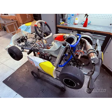 Kart completo MINI KART REPUBLIC - 60cc X30 IAME USADO