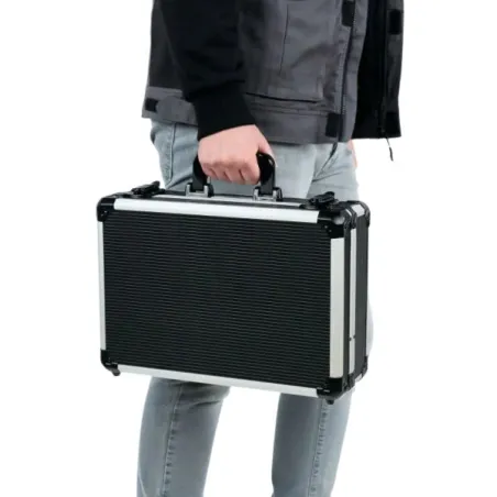 Suitcase with assortment of 82 tools BETA